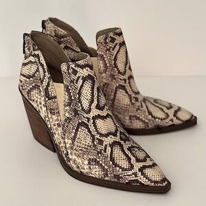 Vince Camuto Gannilla Western Python Snakeskin Leather Ankle Boots